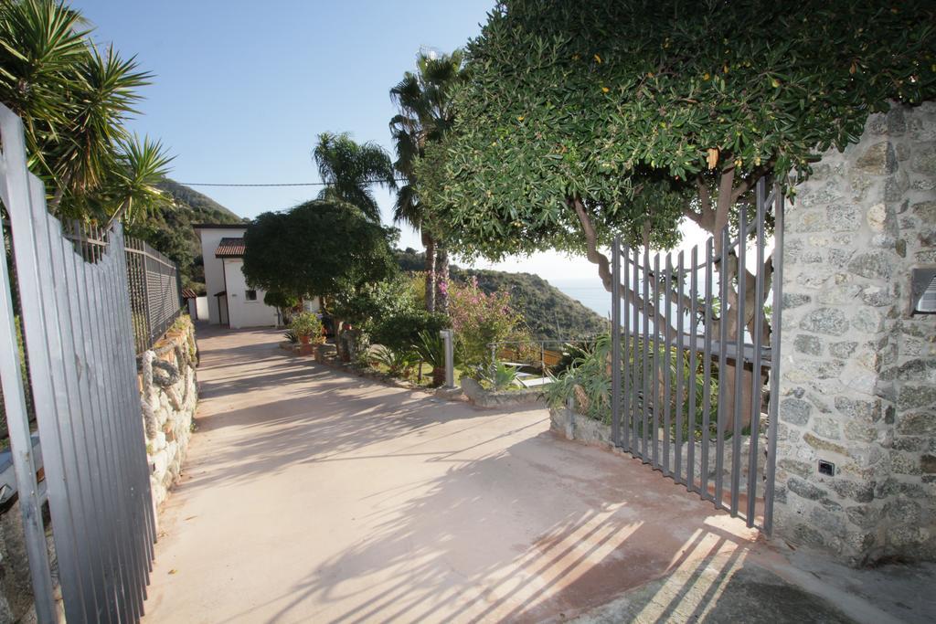 B&B Valentino Coccorino Exterior photo